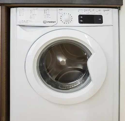 Modern Zlatnicka 8