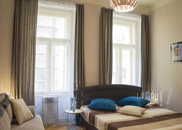 Modern Zlatnicka 8 Apartman