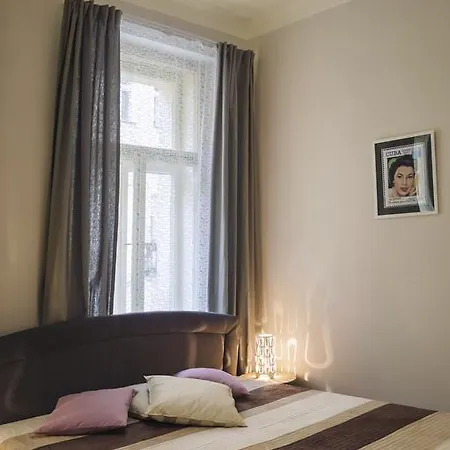 Apartment Modern Zlatnicka 8 Prag