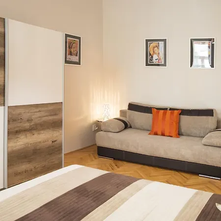 Daire Modern Zlatnicka 8 Prag